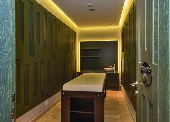 Ξενοδοχείο Mare Park & 4*