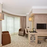 Szálloda Mare Park & 4*