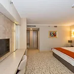 Mare Park & Szálloda 4*