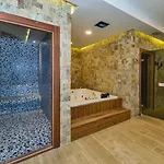 Szálloda Mare Park & 4*