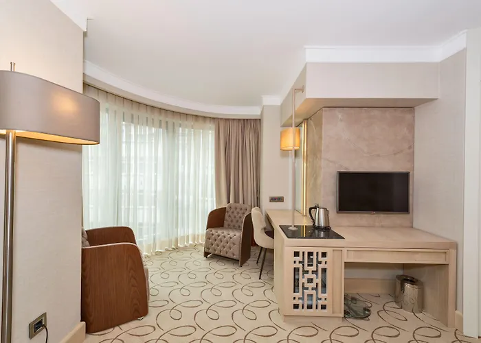 Отель Mare Park & 4*