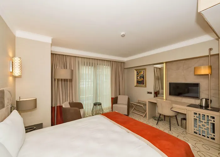 Mare Park & Отель