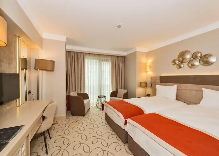 Ξενοδοχείο Mare Park & 4*