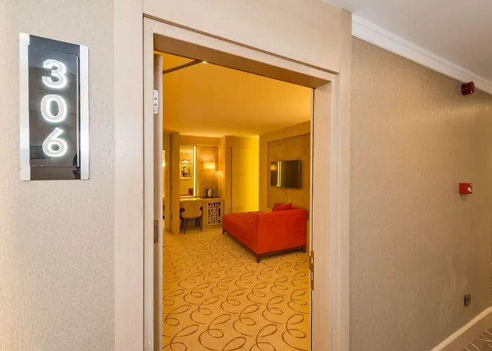 Mare Park & Отель