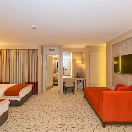 Mare Park Hotell 4*