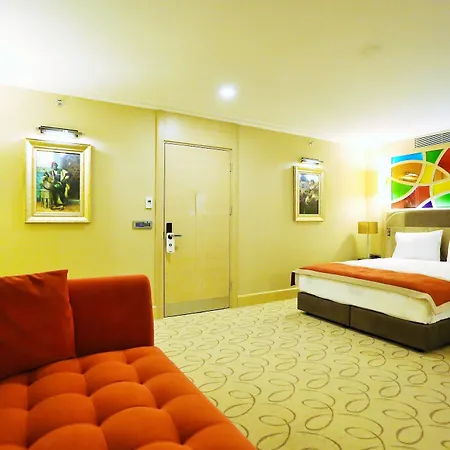 Mare Park Hotell 4*