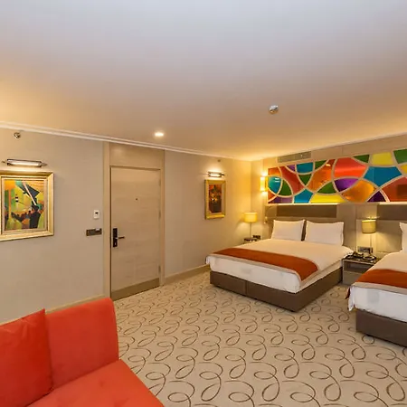Hotell Mare Park 4*