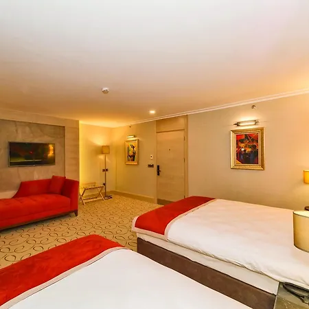 Hotell Mare Park 4*