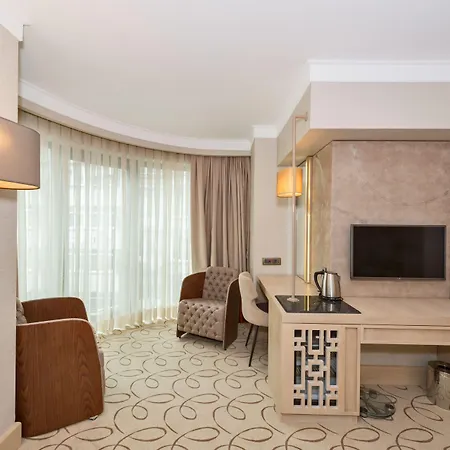 Hotel Mare Park & 4*